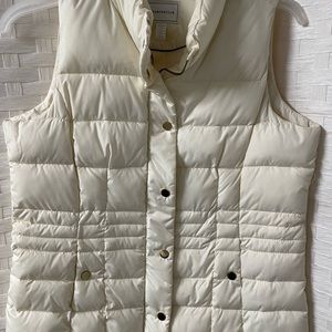 🌟 NEW WHITE/GOLD CHARTER CLUB PUFF VEST